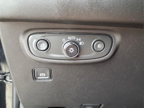 Used 2023 GMC Terrain AT4 AWD/4WD image 17