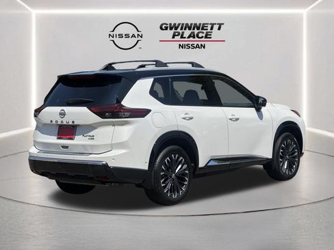Certified 2026 Nissan Rogue Platinum w/ Platinum Premium Package AWD/4WD image 28