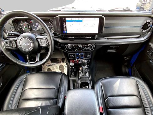 Used 2024 Jeep Wrangler Unlimited Rubicon 4xe AWD/4WD image 14