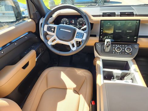 New 2026 Land Rover Defender 110 S AWD/4WD image 14