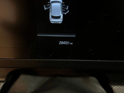 Used 2025 Kia Sportage LX image 40