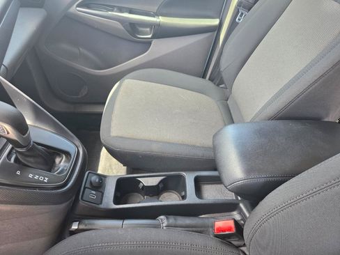 Used 2020 Ford Transit Connect XL FWD image 17