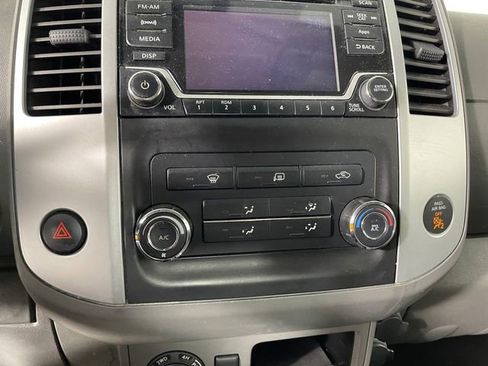 Used 2016 Nissan Frontier SV AWD/4WD image 8