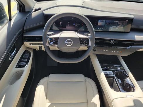 New 2025 Nissan Murano SV AWD/4WD image 26