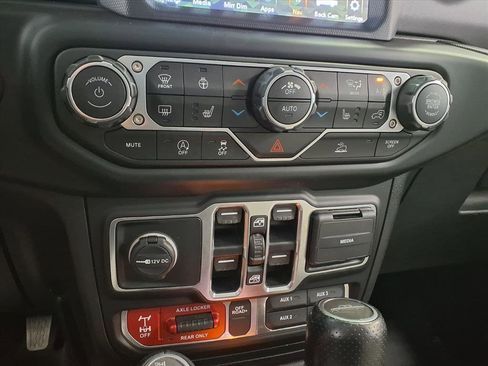 Used 2020 Jeep Gladiator Mojave image 22