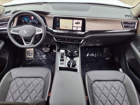 New 2026 Volkswagen Atlas SEL Premium R-Line image 7