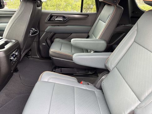 Used 2026 GMC Yukon AT4 w/ AT4 Premium Plus Package image 31