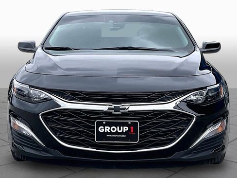 Used 2025 Chevrolet Malibu RS FWD image 4