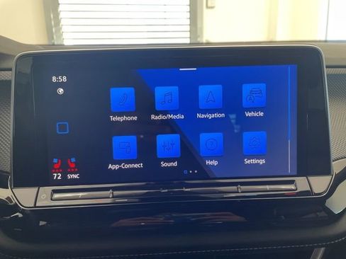 Used 2024 Volkswagen Atlas Cross Sport SEL Premium R-Line image 16