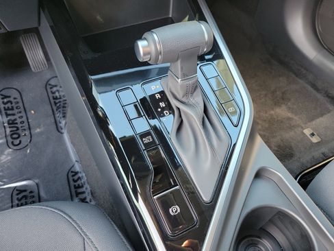 New 2026 Kia Niro LX FWD image 21
