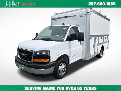 New 2026 GMC Savana 4500 w/ Power Convenience Package RWD image 1