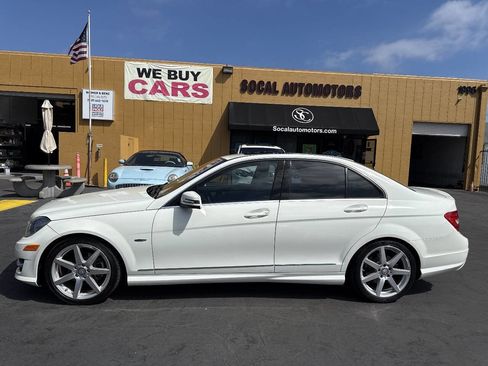 Used 2012 Mercedes-Benz C 250 Sedan image 2