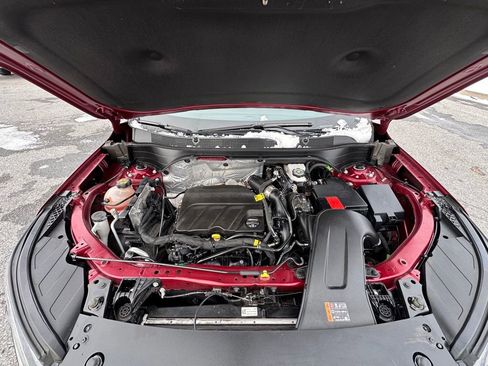 Certified 2024 Chevrolet Trax RS image 32