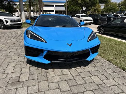 Used 2025 Chevrolet Corvette Stingray Preferred Cpe w/ 2LT RWD image 18