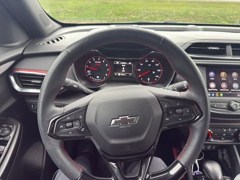 Used 2023 Chevrolet TrailBlazer RS image 4