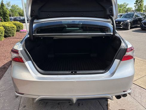 Used 2024 Toyota Camry SE image 29