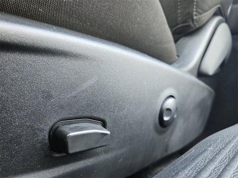 Used 2022 Dodge Challenger R/T w/ Blacktop Package image 32