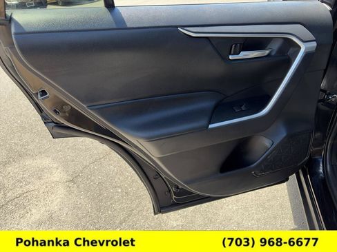 Used 2020 Toyota RAV4 XLE w/ Convenience Package AWD/4WD image 26