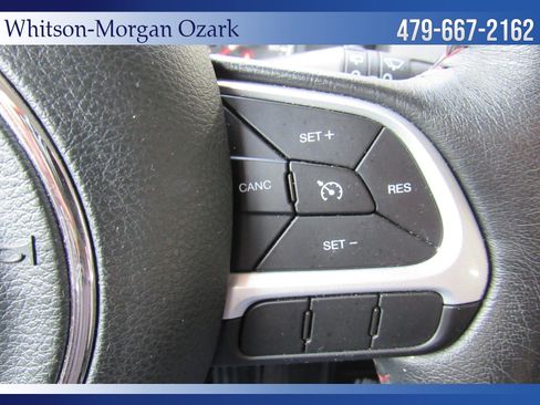 Used 2019 Jeep Renegade Trailhawk w/ UConnect 8.4 Nav Group AWD/4WD image 38