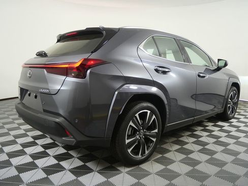 Used 2025 Lexus UX 300h FWD image 3