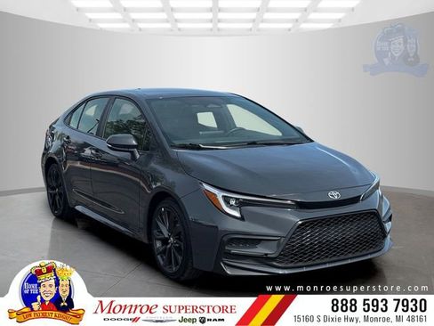 Used 2024 Toyota Corolla SE FWD image 1