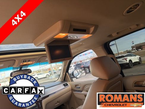 Used 2012 Cadillac Escalade ESV Luxury AWD/4WD image 20