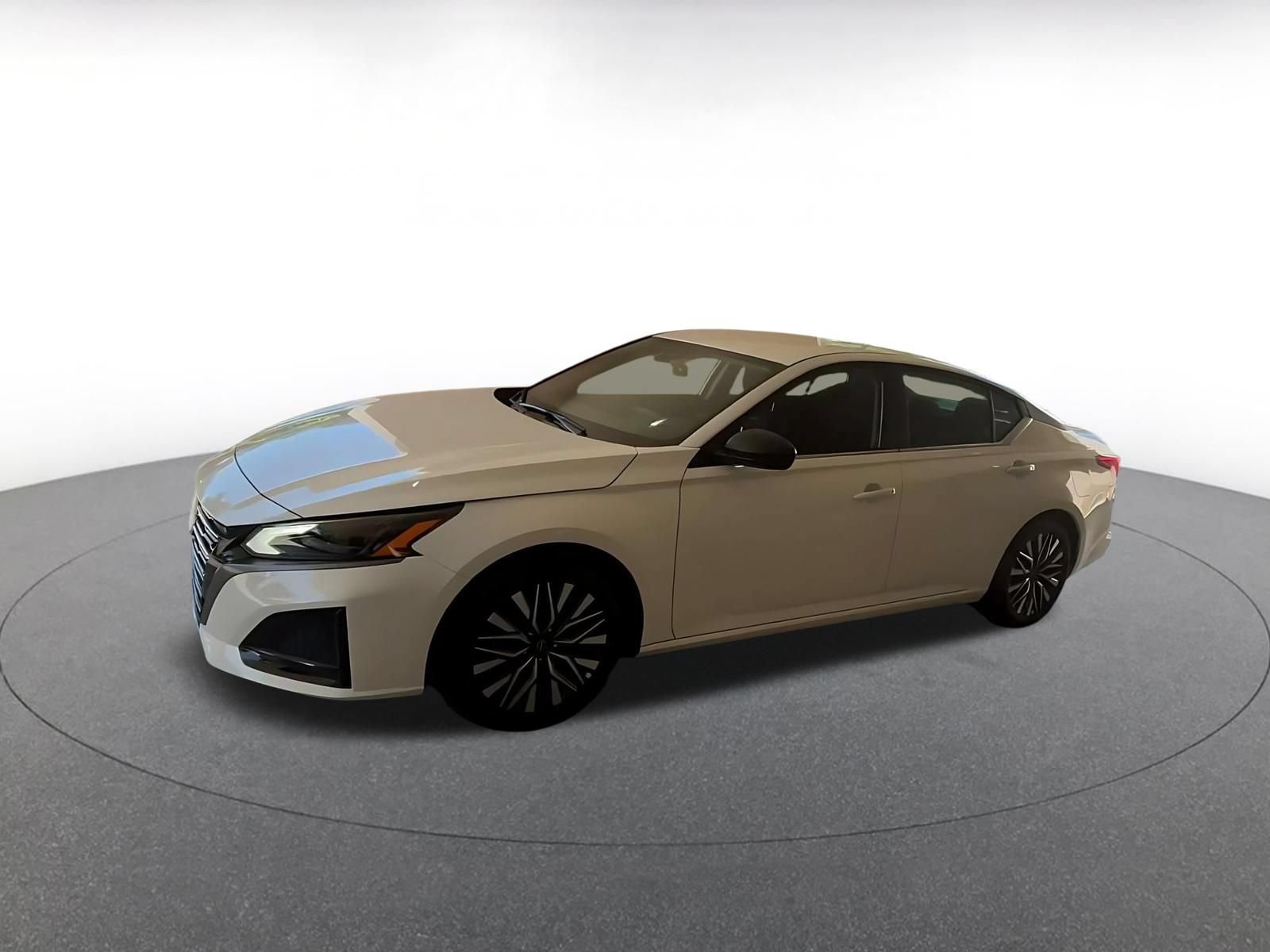 Used 2026 Nissan Altima 2.5 SV FWD image 7