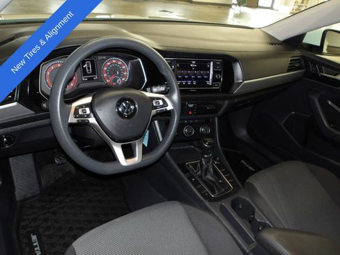 Used 2021 Volkswagen Jetta R-Line FWD image 7