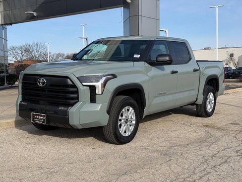 Used 2025 Toyota Tundra SR5 image 7
