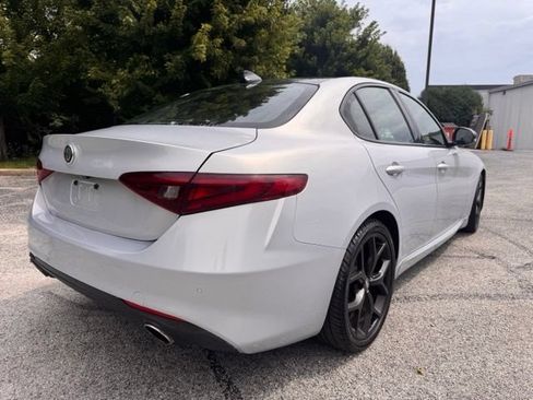 Used 2021 Alfa Romeo Giulia Ti w/ Nero Edizione RWD image 3
