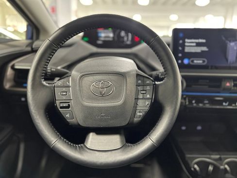 Certified 2023 Toyota Prius XLE FWD image 36