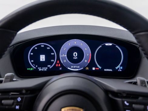 Certified 2025 Porsche Panamera 4 AWD/4WD image 28