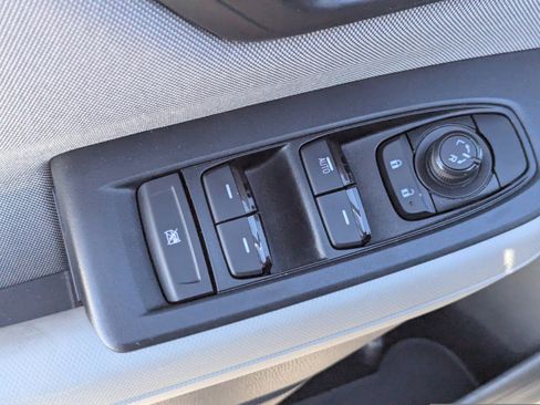 Certified 2025 Subaru Forester w/ Convenience Package #2 image 30