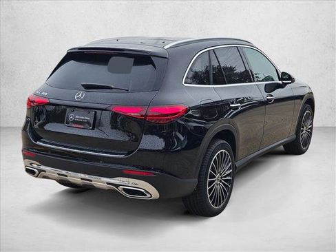 Certified 2026 Mercedes-Benz GLC 300 image 5