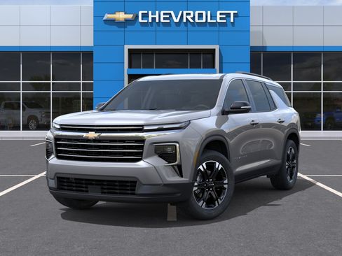 New 2027 Chevrolet Traverse LT w/ Sun and Wheel Package AWD/4WD image 30