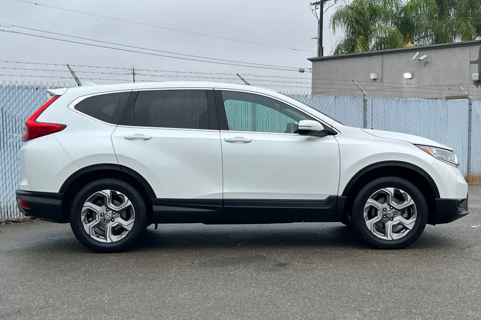 Used 2019 Honda CR-V EX image 6