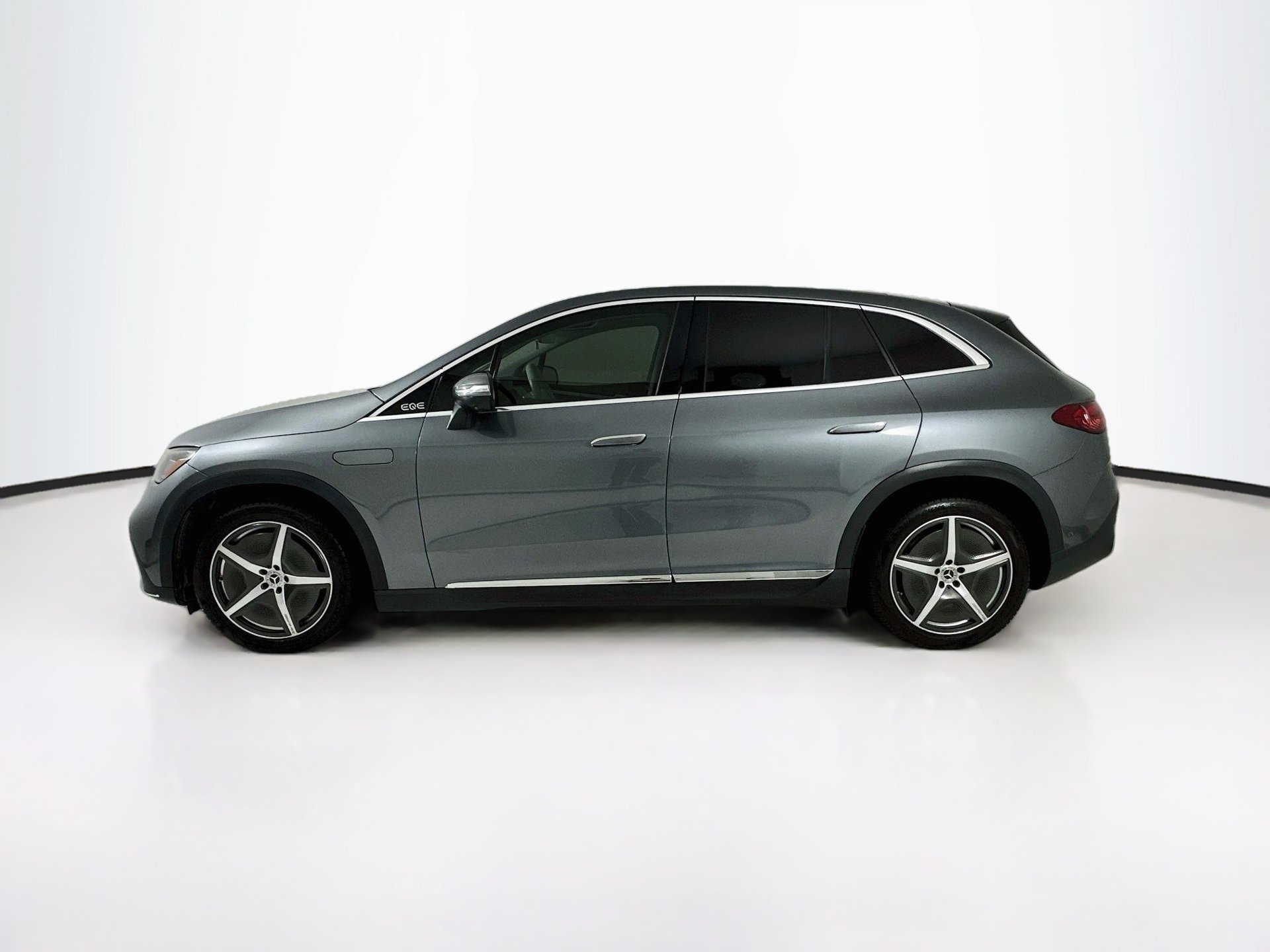 Certified 2023 Mercedes-Benz EQE 350+ SUV image 5