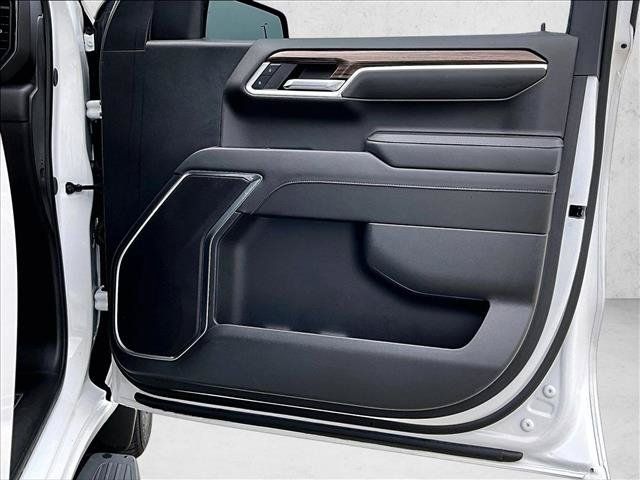 Used 2024 Chevrolet Silverado 1500 RST RWD image 19