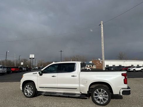 Used 2023 Chevrolet Silverado 1500 High Country w/ High Country Premium Package image 6