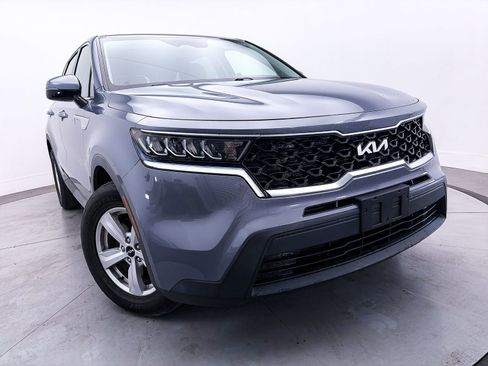 Used 2022 Kia Sorento LX image 6