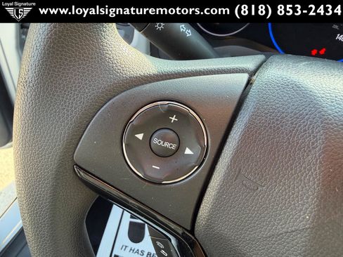 Used 2016 Honda HR-V LX image 25