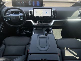 New 2025 Ford Expedition Platinum w/ Stealth Performance Package video 2