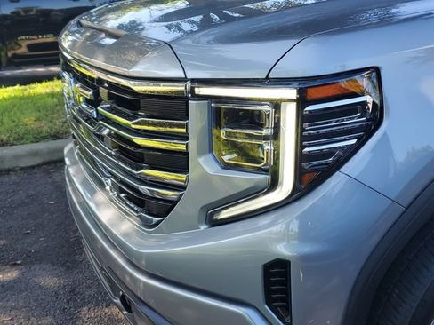 Certified 2024 GMC Sierra 1500 SLT w/ SLT Premium Package AWD/4WD image 10