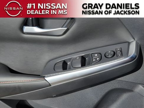 New 2025 Nissan Sentra SR w/ SR Premium Package image 15