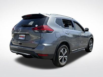 Used 2017 Nissan Rogue SL w/ SL Premium Package