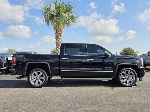 Used 2018 GMC Sierra 1500 Denali w/ Denali Ultimate Package AWD/4WD image 7