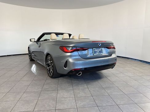 Certified 2025 BMW 430i Convertible RWD image 3