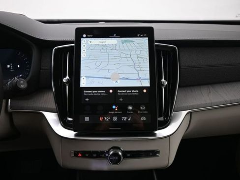 New 2026 Volvo XC90 B6 Ultra w/ Protection Package image 13