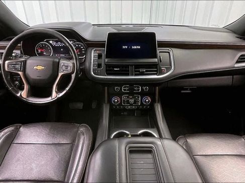 Used 2021 Chevrolet Suburban High Country w/ Premium Package AWD/4WD image 15