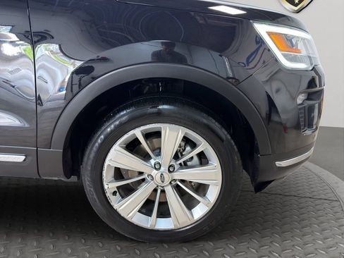 Used 2019 Ford Explorer Limited w/ Class III Trailer Tow Package AWD/4WD image 26